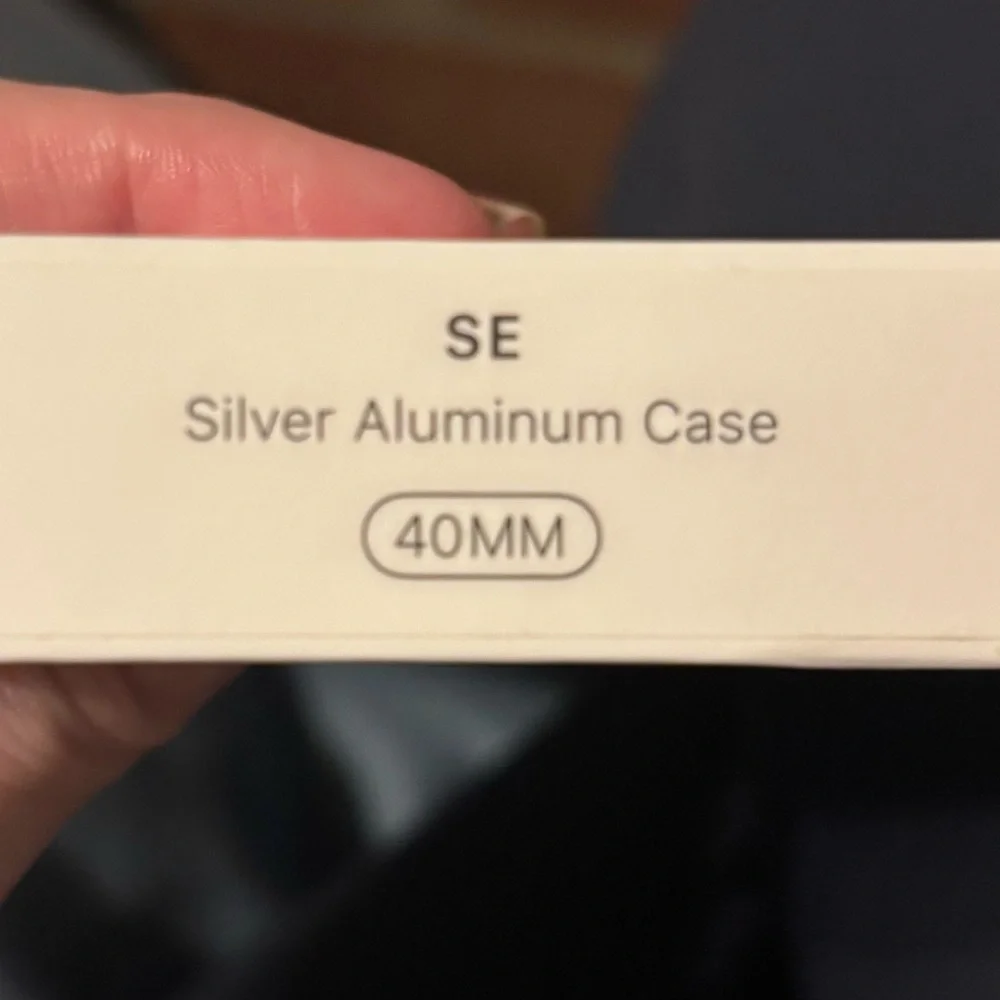 Apple Watch SE 40mm with multiple bands included